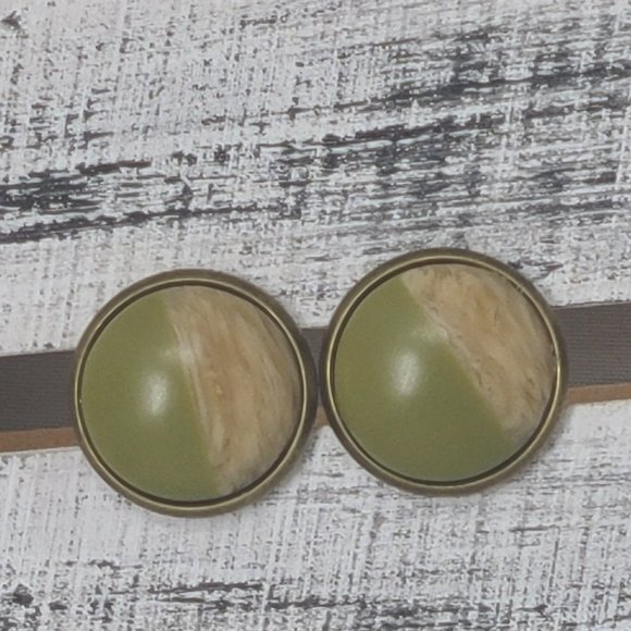 Earrings - Picture 14 of 16